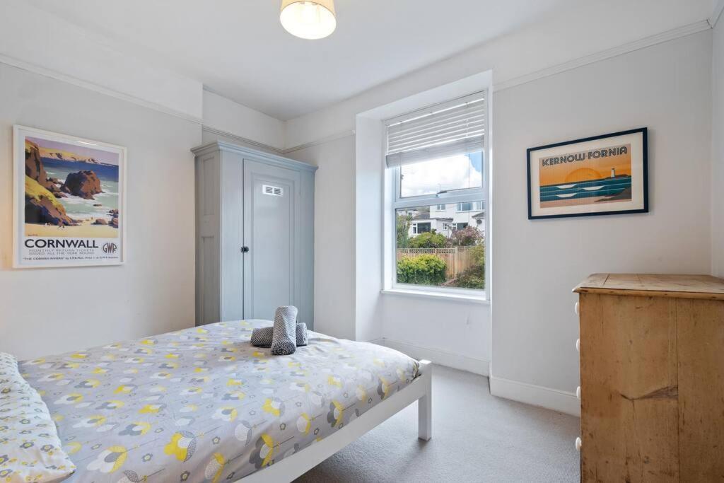 Pendennis - Bright Victorian Flat, Sea Views & Close To Beach ファルマス エクステリア 写真